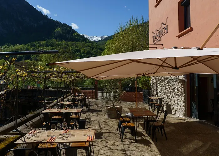 Tandem Bed and breakfast Val-de-Sos